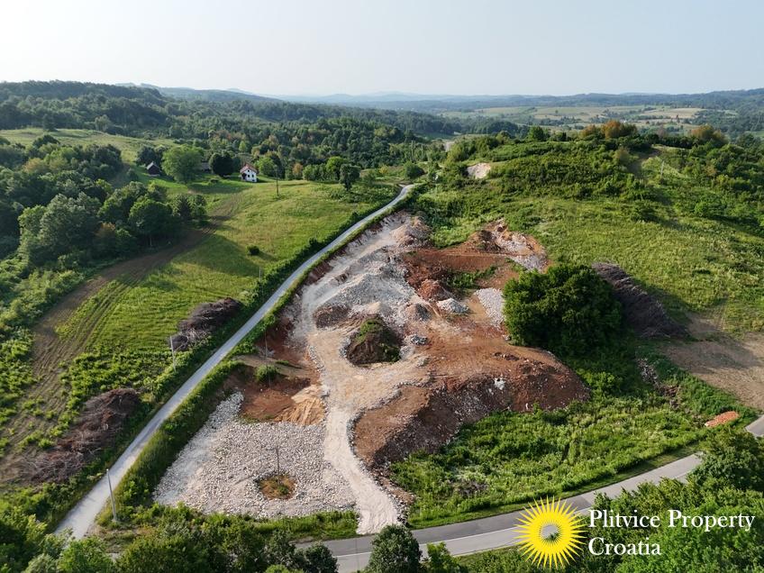 dji_fly_20250612_183646_0731_1749801578159_photo