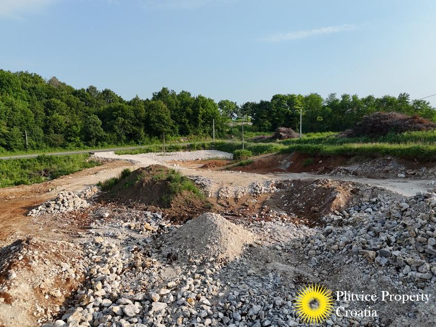 dji_fly_20250612_184028_0740_1749801573644_photo