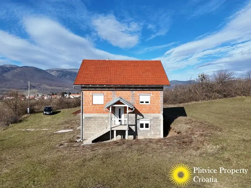 dji_fly_20250131_104428_0719_1738577123435_photo