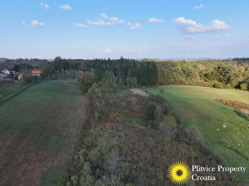 dji_fly_20251002_170718_0340_1759474969173_photo