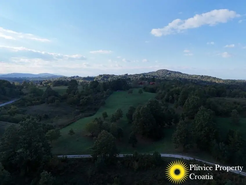 dji_fly_20251002_164148_0325_1759474985741_photo