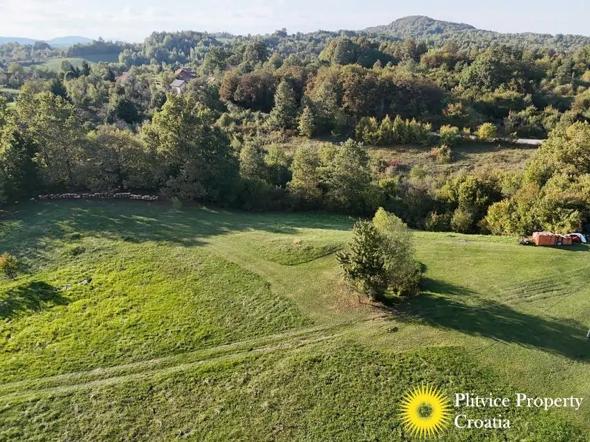 dji_fly_20251002_164406_0333_1759474982741_photo