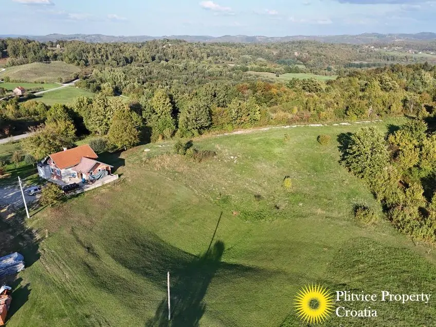 dji_fly_20251002_164420_0334_1759474982282_photo