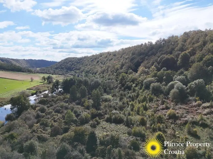 dji_fly_20251008_121018_0397_1759924579933_photo