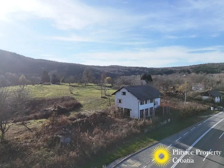 dji_fly_20251112_141428_0464_1763376352634_photo