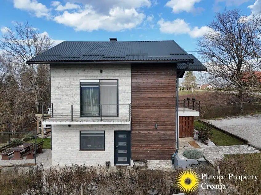 dji_fly_20260304_143502_0623_1772635189792_photo