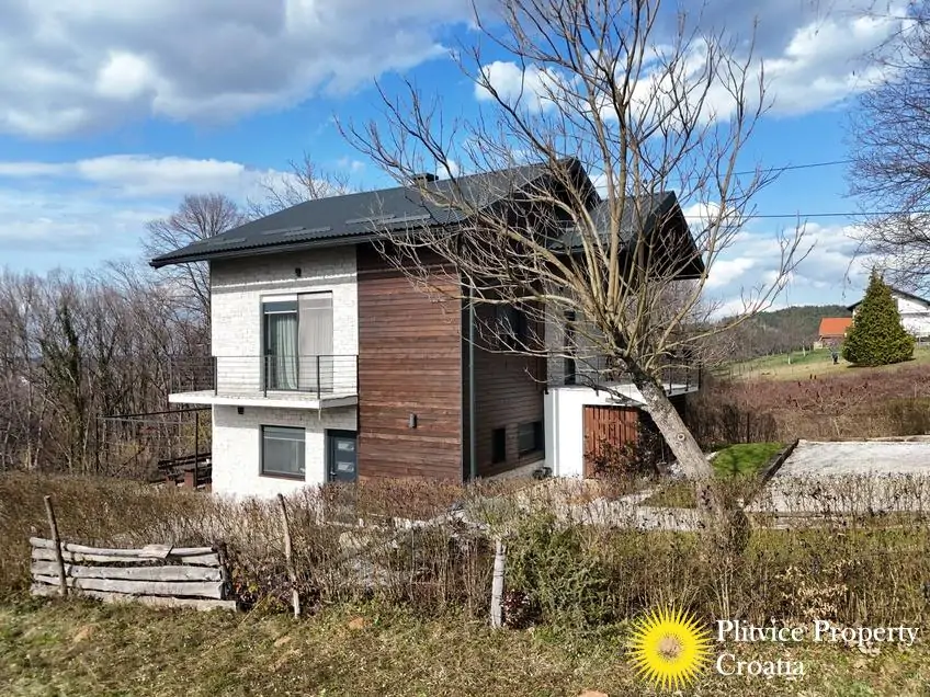 dji_fly_20260304_143524_0624_1772635189376_photo