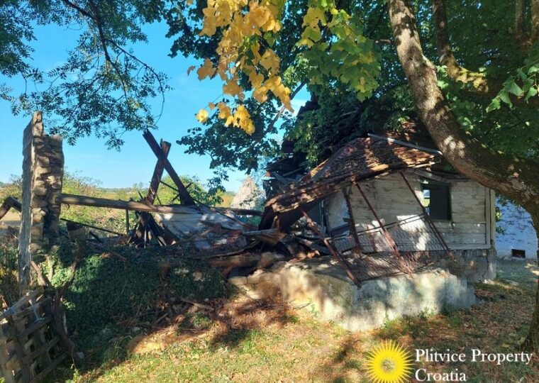 Large Rural Property with Building Zone in Rešetar