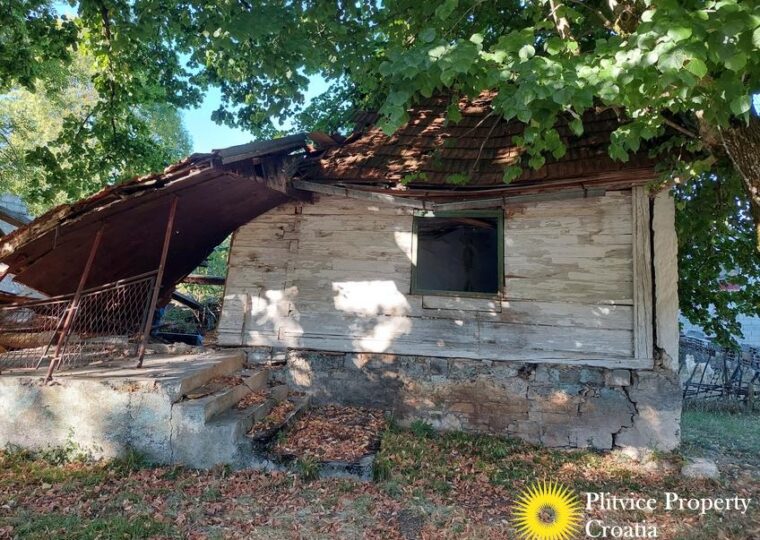 Large Rural Property with Building Zone in Rešetar