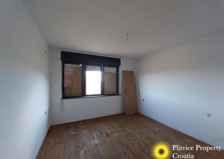 C032 photo 17