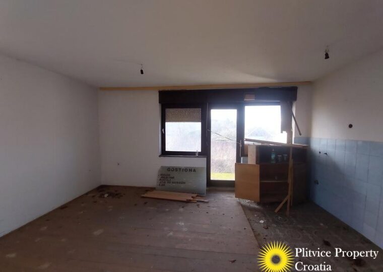 C032 photo 18