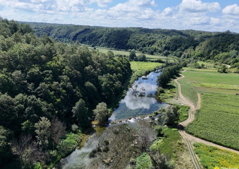 Exceptional Agricultural Estate Above the Korana River Canyon