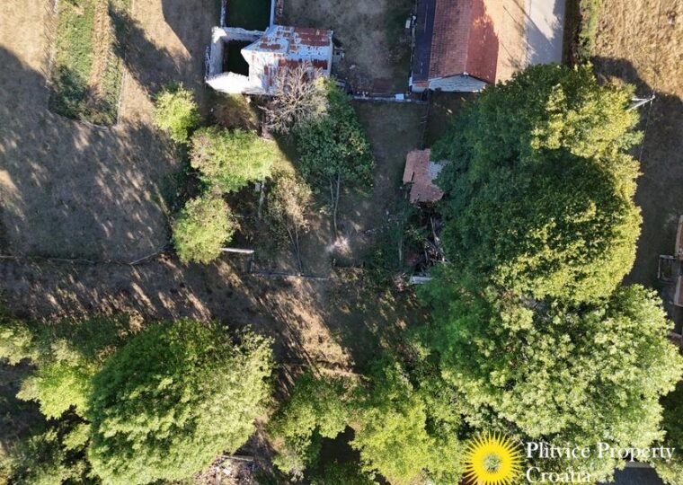 Large Rural Property with Building Zone in Rešetar