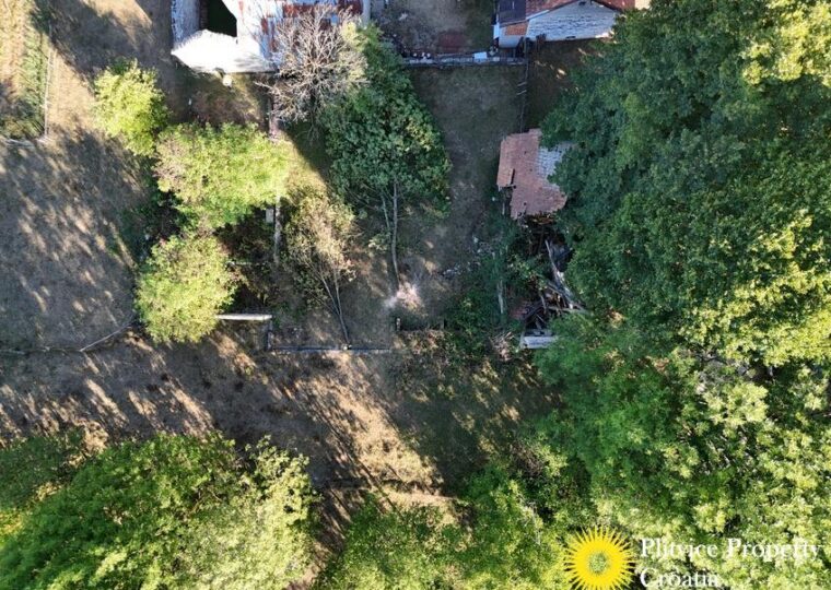Large Rural Property with Building Zone in Rešetar