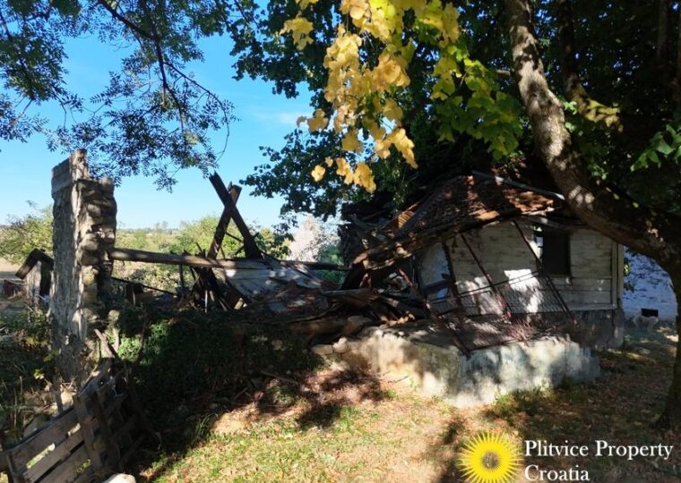Large Rural Property with Building Zone in Rešetar